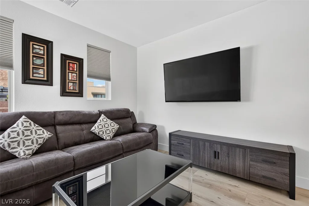 6342 Redstone Hills, Las Vegas, NV 89148