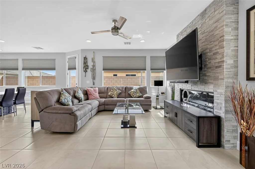 6342 Redstone Hills, Las Vegas, NV 89148