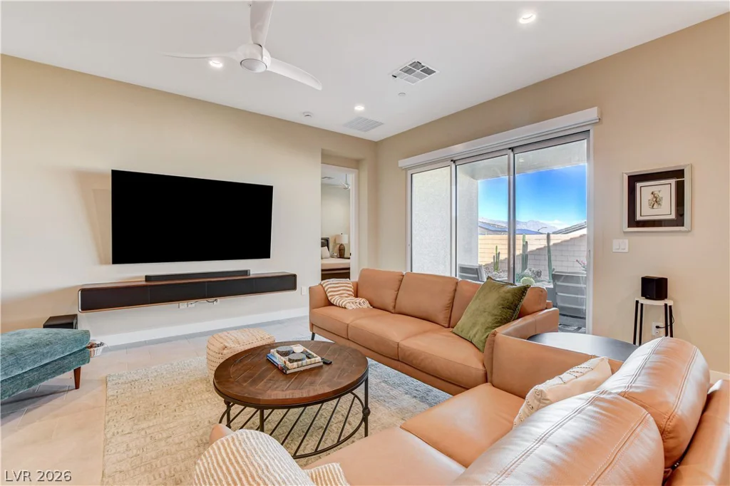9006 Coastal Oaks, Las Vegas, NV 89166