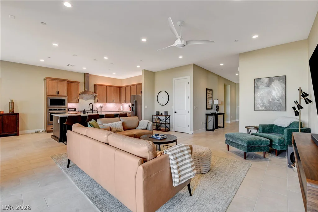 9006 Coastal Oaks, Las Vegas, NV 89166