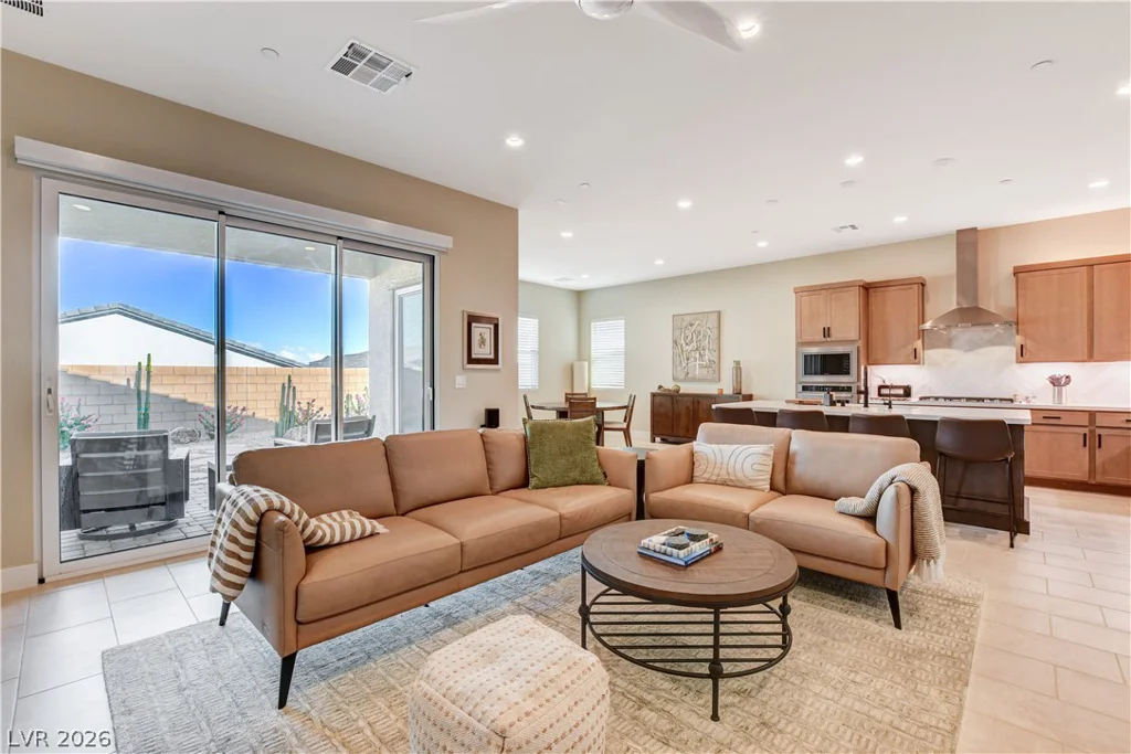 9006 Coastal Oaks, Las Vegas, NV 89166