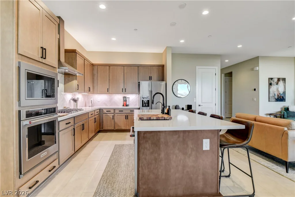 9006 Coastal Oaks, Las Vegas, NV 89166
