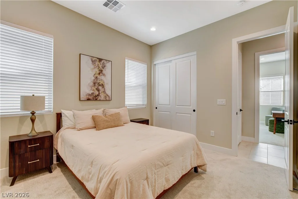 9006 Coastal Oaks, Las Vegas, NV 89166