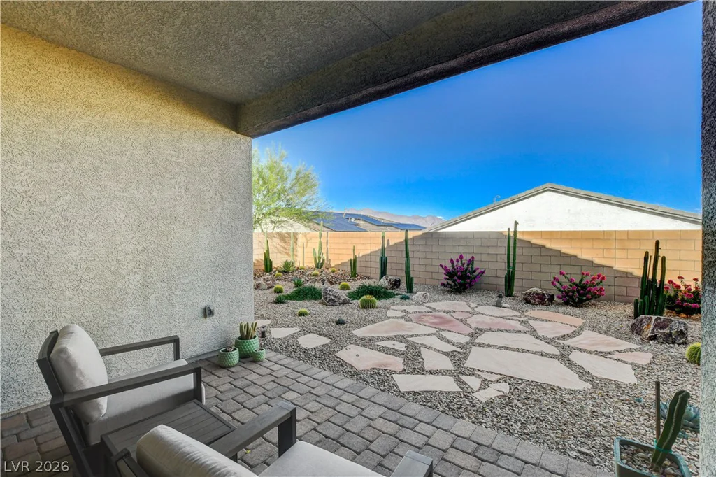 9006 Coastal Oaks, Las Vegas, NV 89166