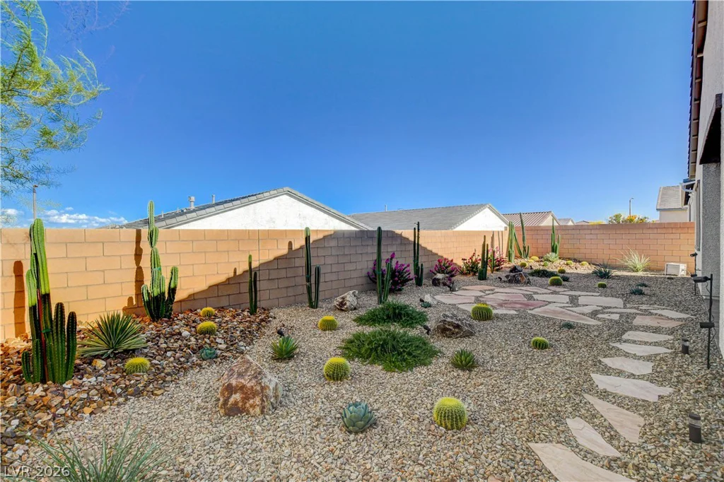 9006 Coastal Oaks, Las Vegas, NV 89166