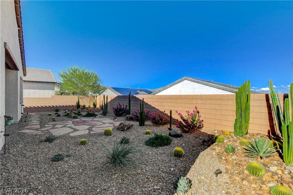 9006 Coastal Oaks, Las Vegas, NV 89166