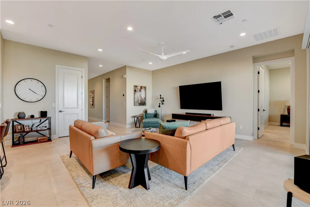 9006 Coastal Oaks, Las Vegas, NV 89166