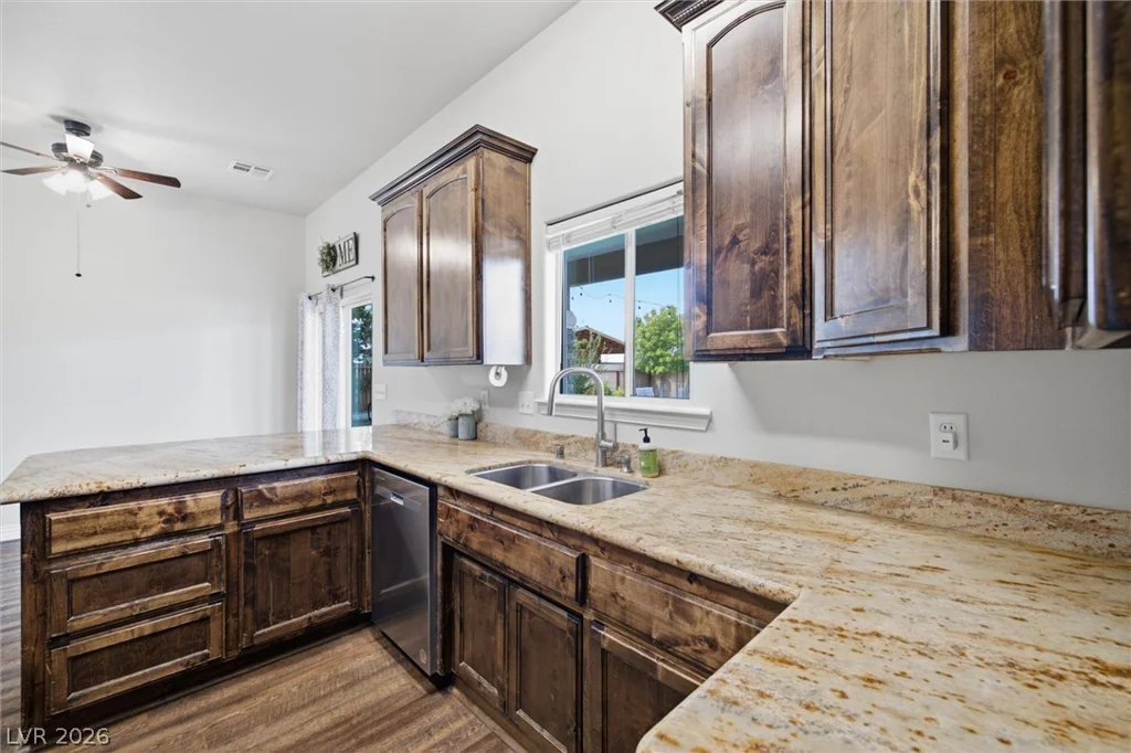 2400 Zuni, Pahrump, NV 89048