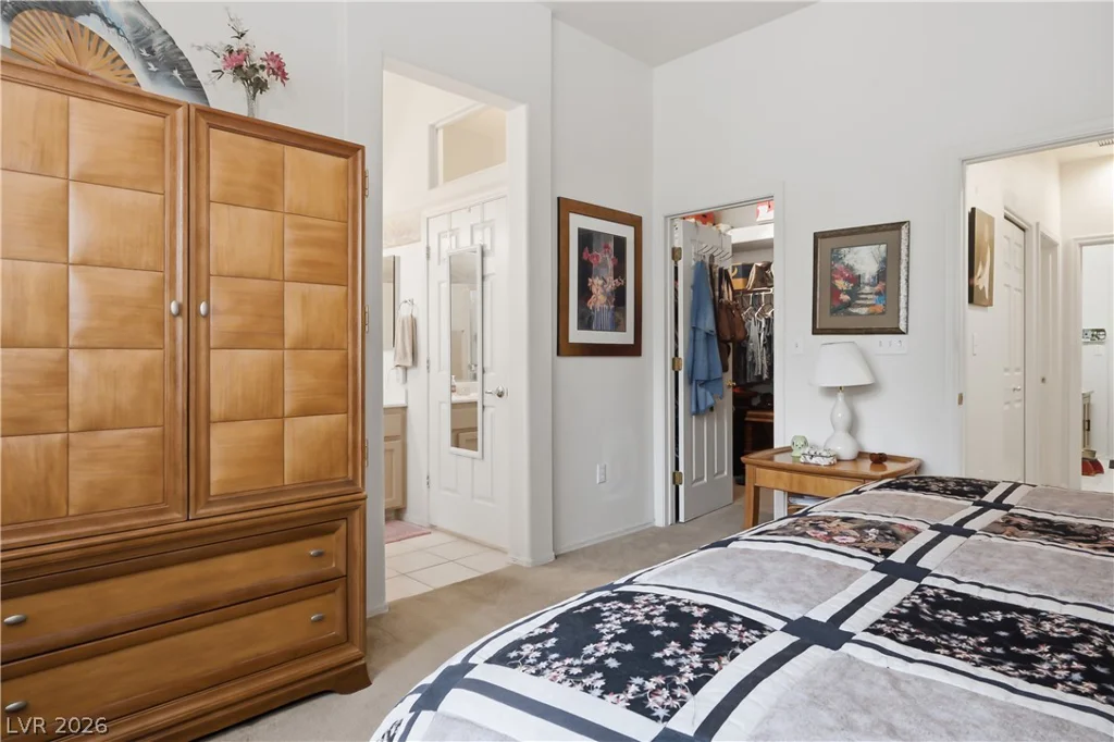 2002 Bellview, Las Vegas, NV 89134
