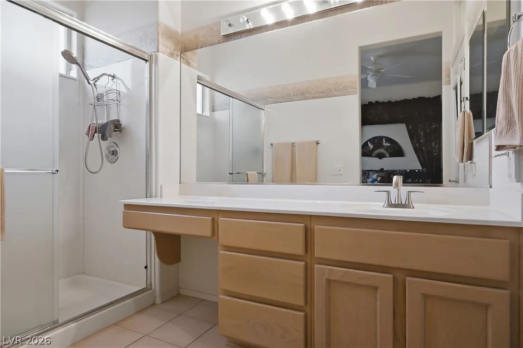 2002 Bellview, Las Vegas, NV 89134