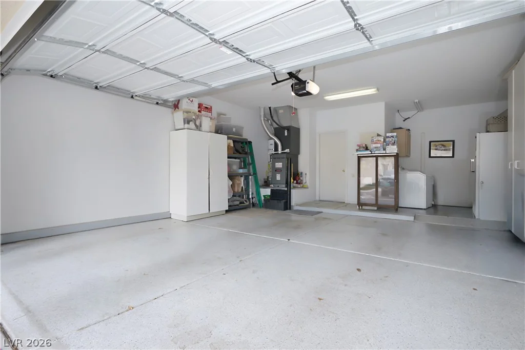 2002 Bellview, Las Vegas, NV 89134