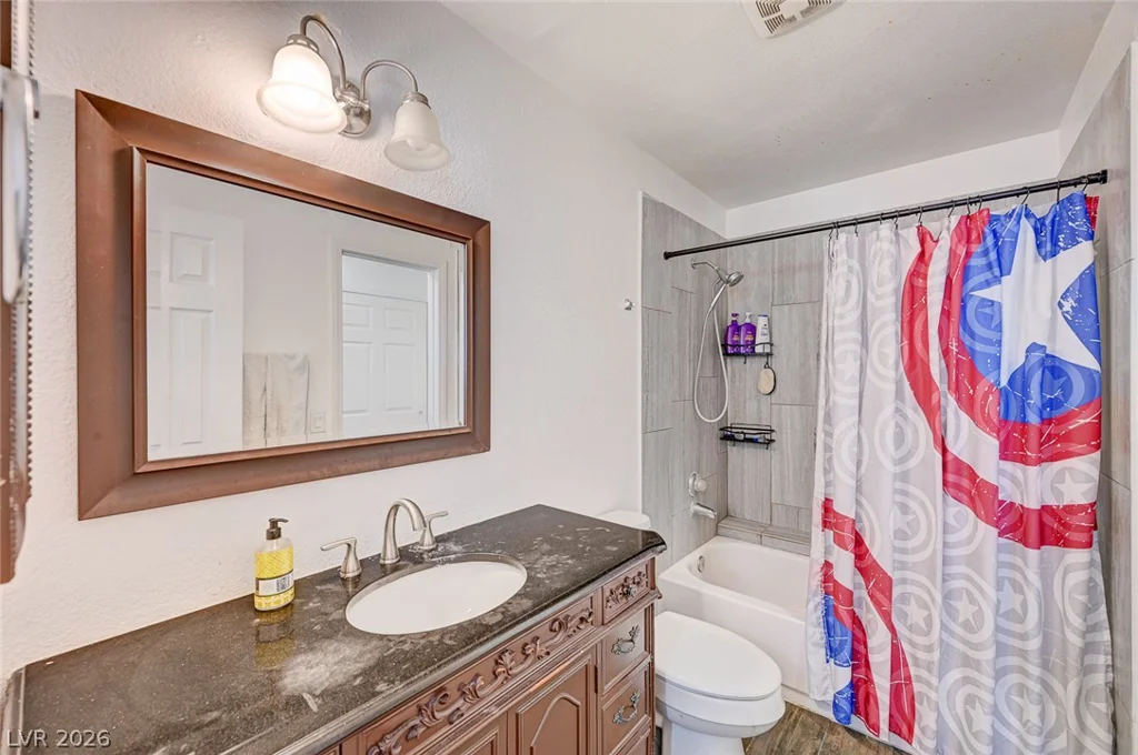 3151 Soaring Gulls, Las Vegas, NV 89128