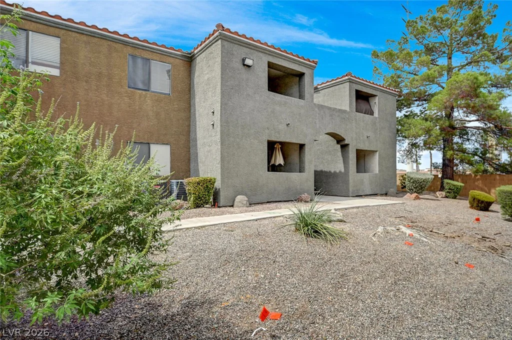 3151 Soaring Gulls, Las Vegas, NV 89128