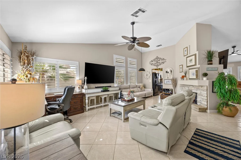 814 Manor Shores, Henderson, NV 89002