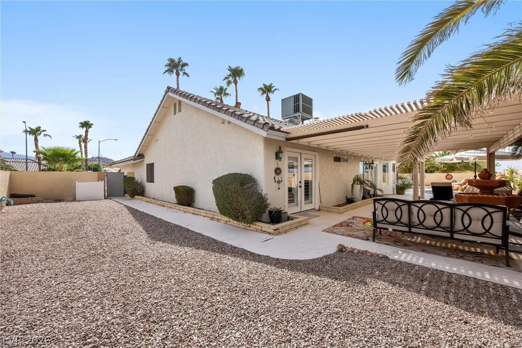 814 Manor Shores, Henderson, NV 89002