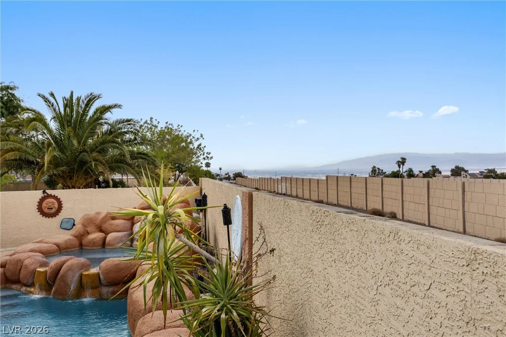 814 Manor Shores, Henderson, NV 89002