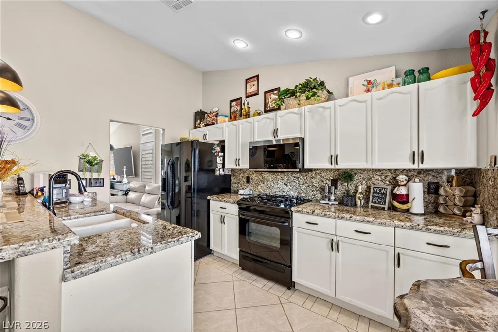 814 Manor Shores, Henderson, NV 89002