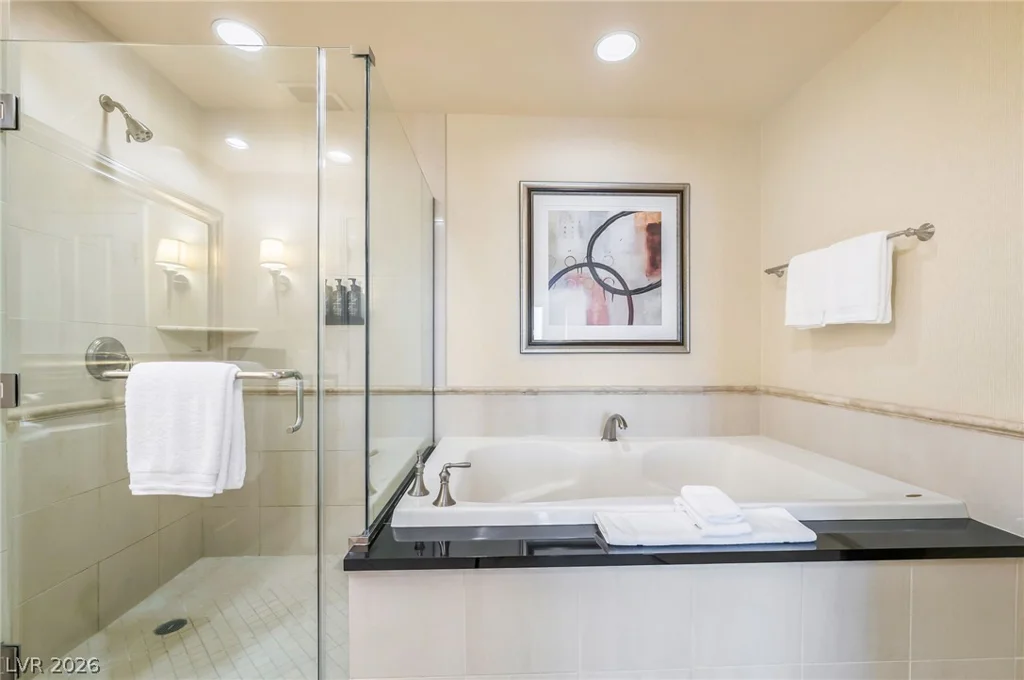 135 Harmon, Las Vegas, NV 89109