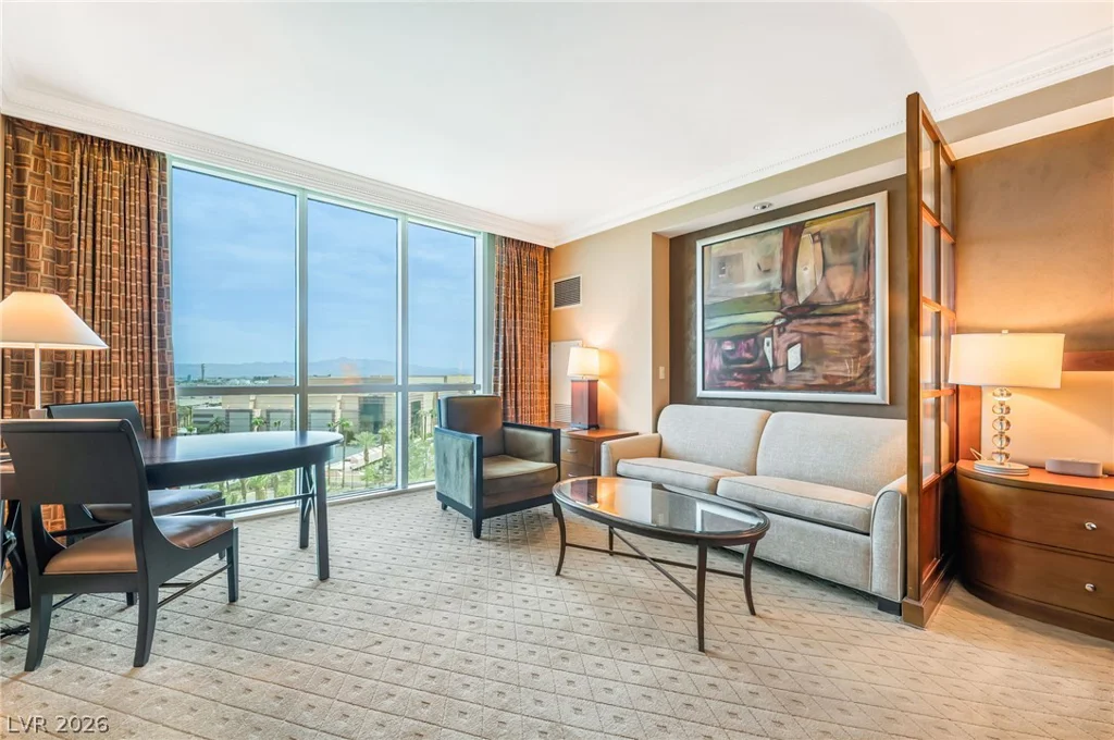 135 Harmon, Las Vegas, NV 89109