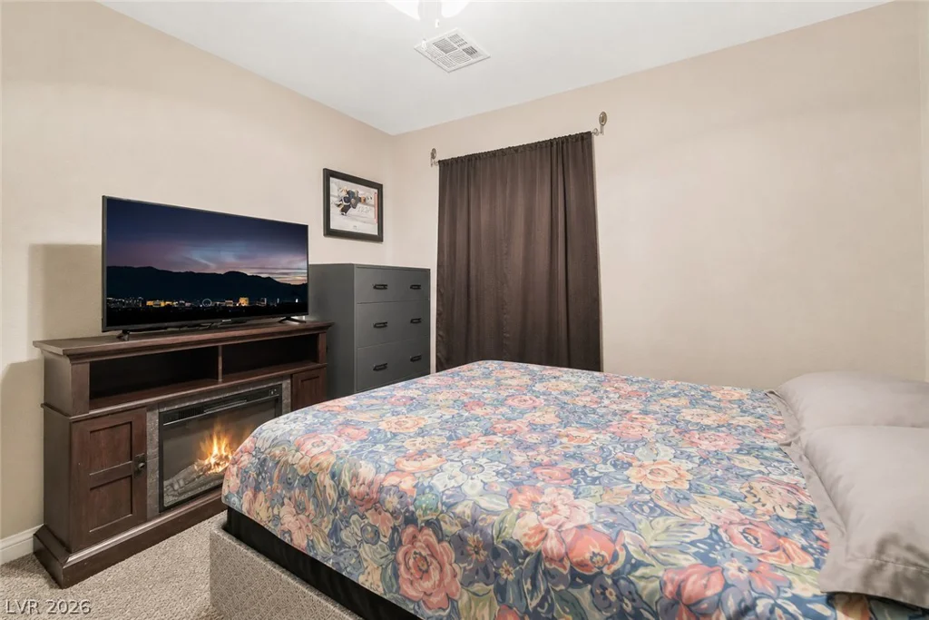 6040 Golden Corral, Henderson, NV 89011
