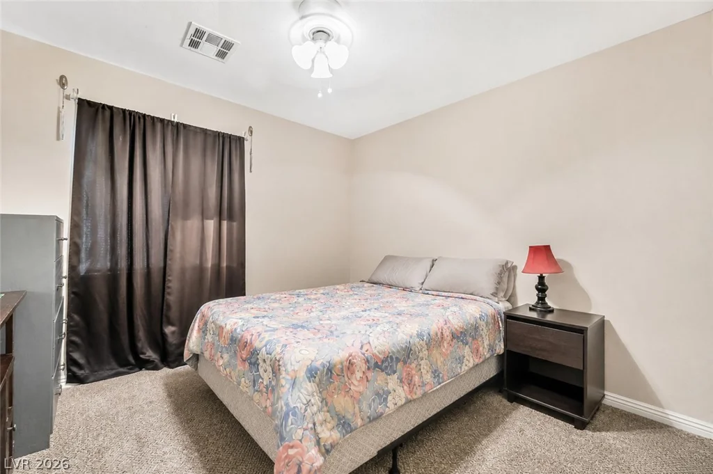 6040 Golden Corral, Henderson, NV 89011