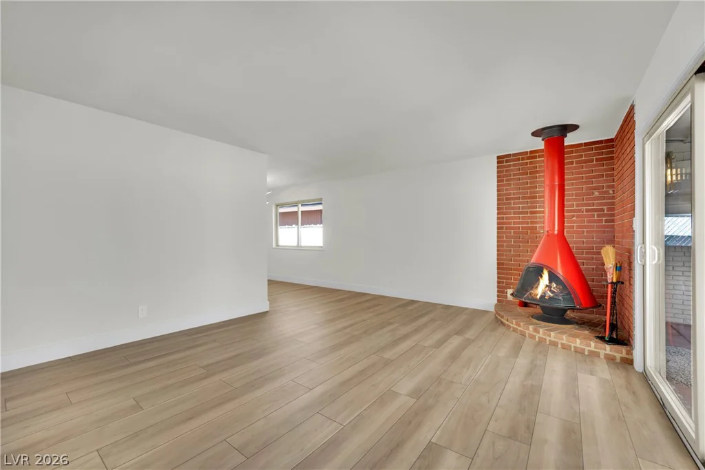324 Duke, North Las Vegas, NV 89030
