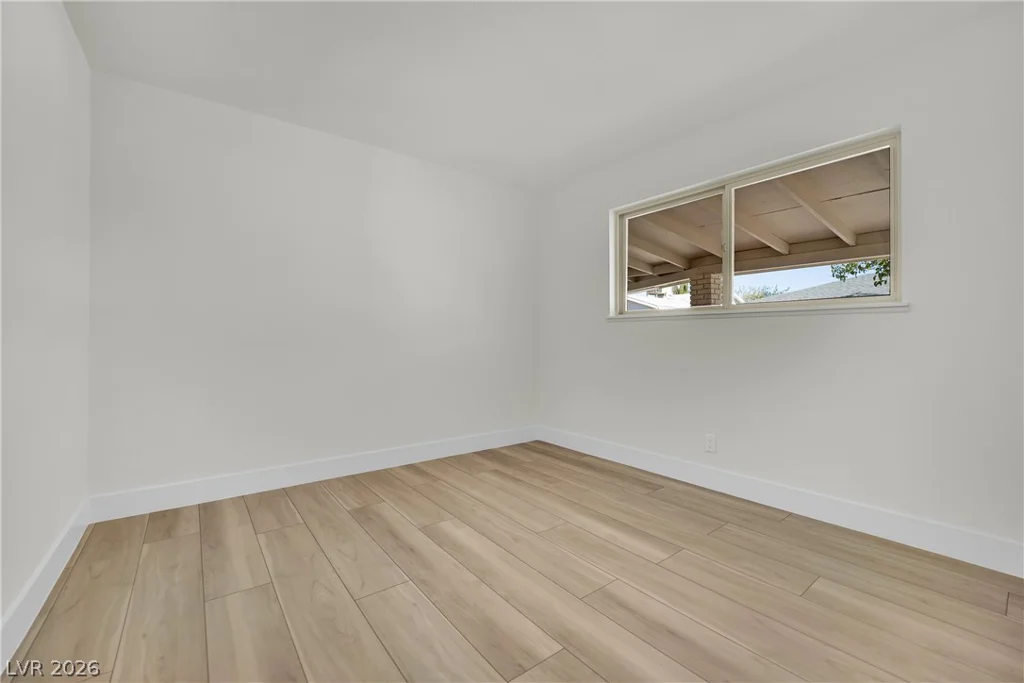 324 Duke, North Las Vegas, NV 89030