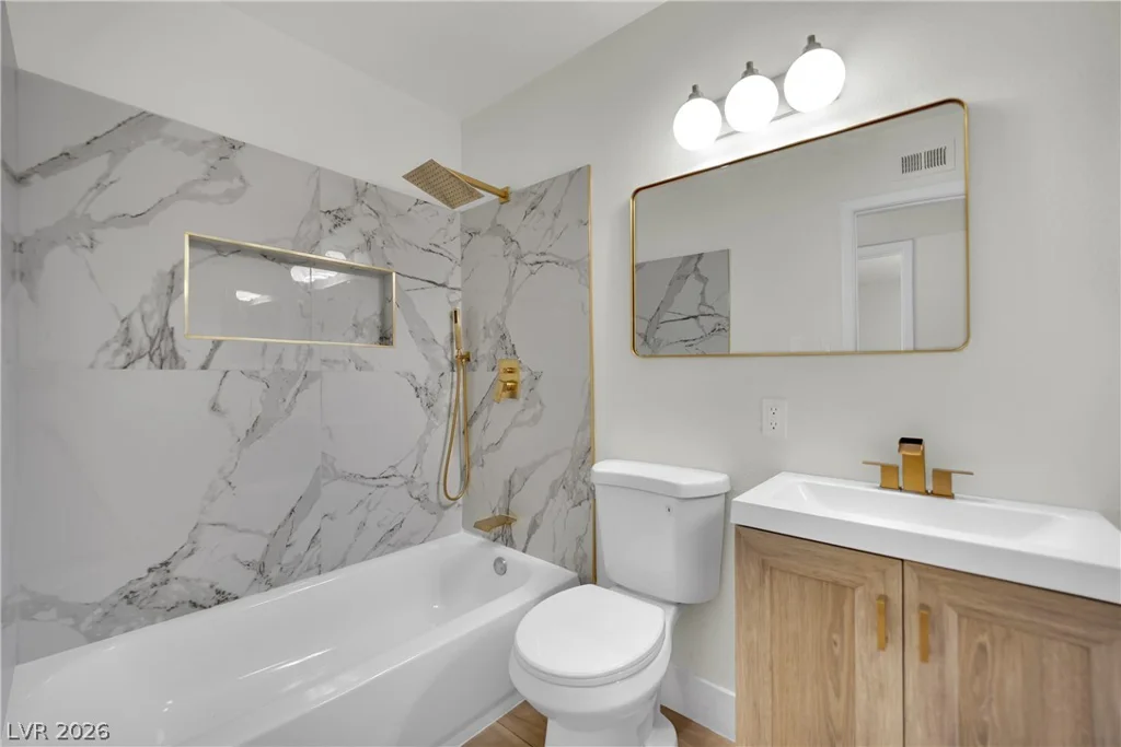 324 Duke, North Las Vegas, NV 89030