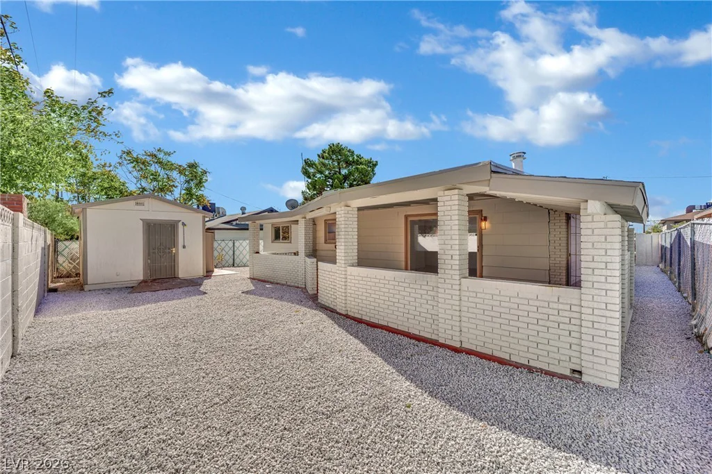 324 Duke, North Las Vegas, NV 89030