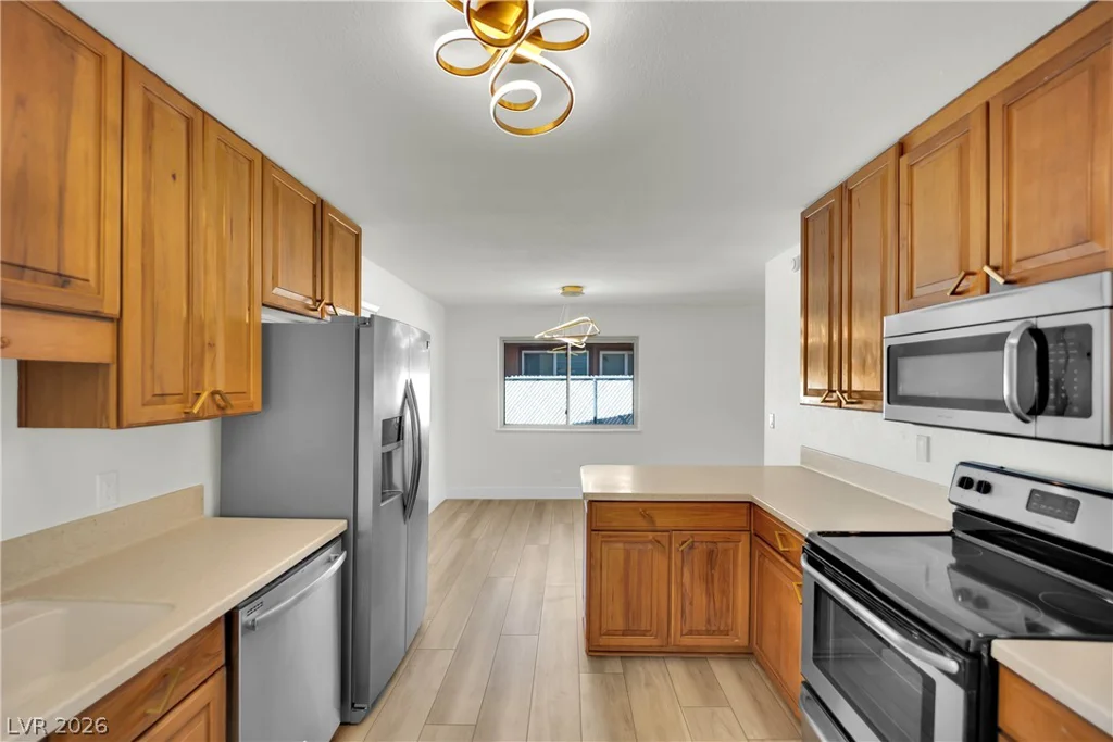 324 Duke, North Las Vegas, NV 89030