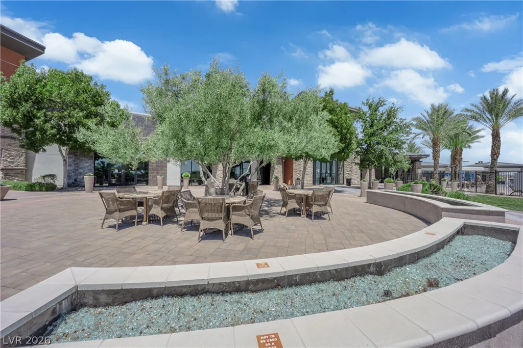 6677 Regency Stone, Las Vegas, NV 89148