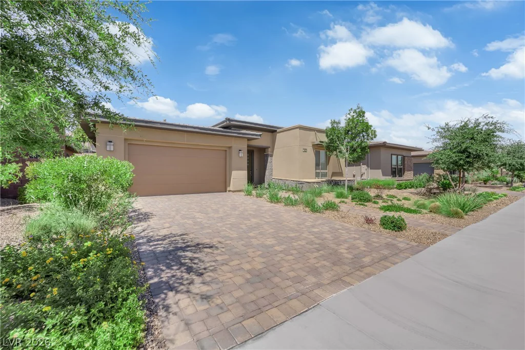 6677 Regency Stone, Las Vegas, NV 89148