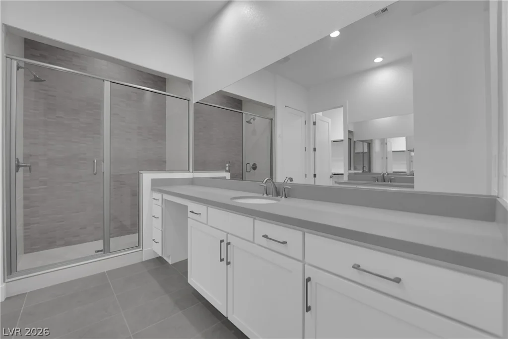 6677 Regency Stone, Las Vegas, NV 89148