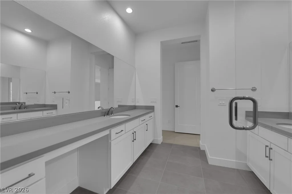 6677 Regency Stone, Las Vegas, NV 89148