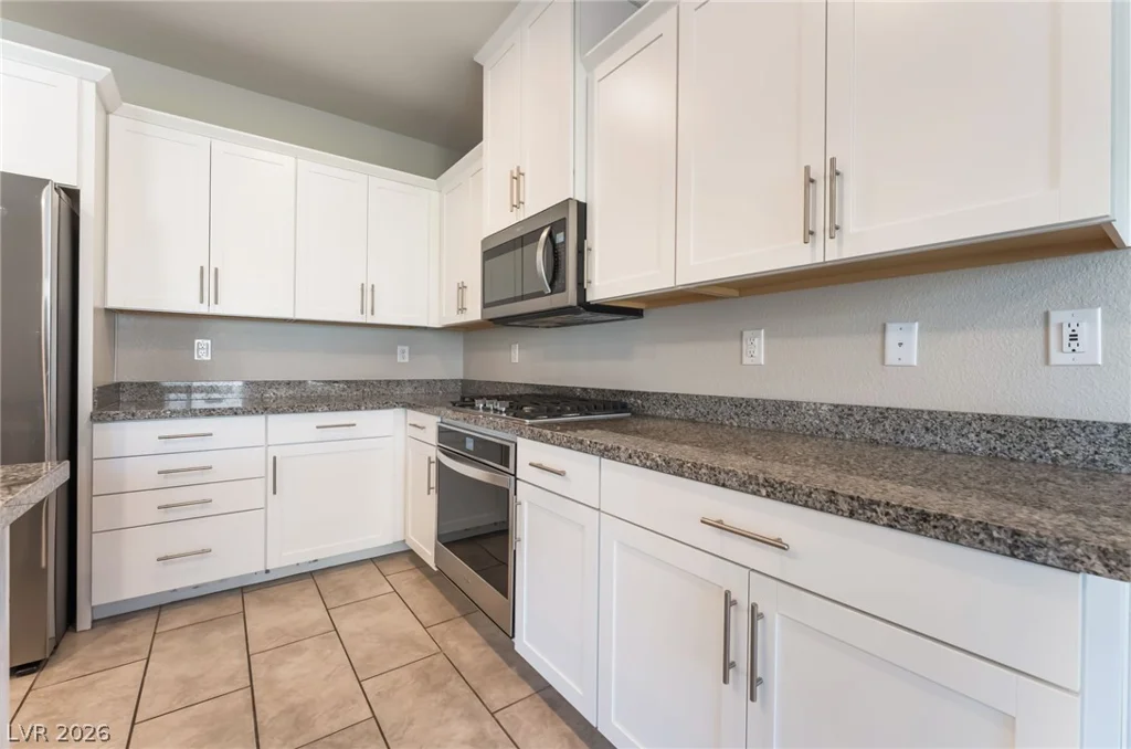 10748 Wild Poppy, Las Vegas, NV 89129