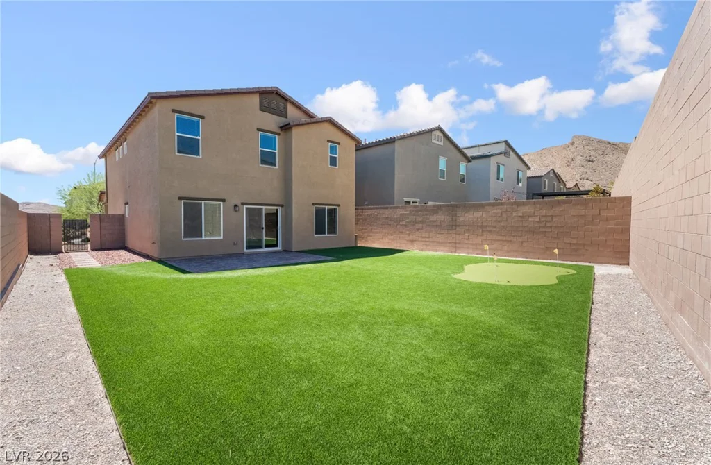 10748 Wild Poppy, Las Vegas, NV 89129