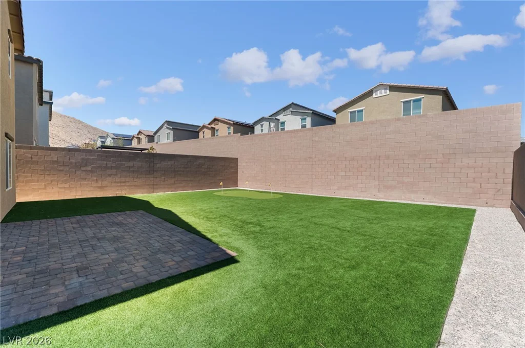 10748 Wild Poppy, Las Vegas, NV 89129