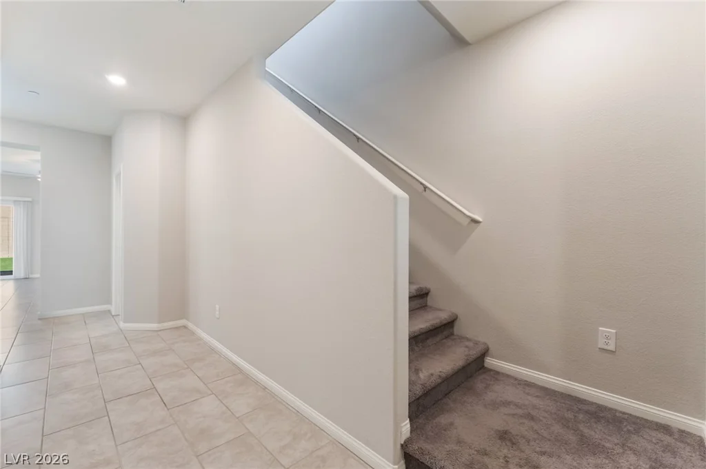 10748 Wild Poppy, Las Vegas, NV 89129