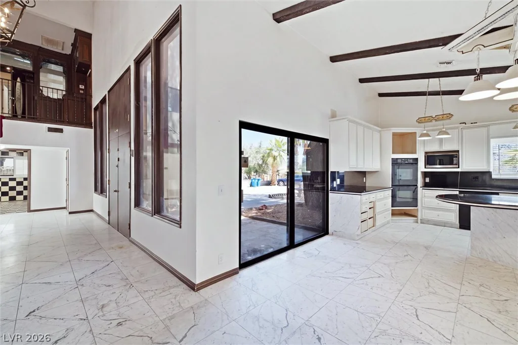 3075 Rosanna, Las Vegas, NV 89117