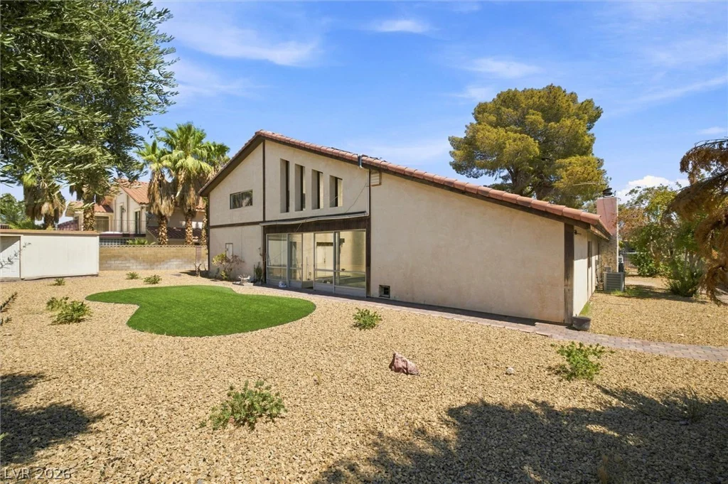 3075 Rosanna, Las Vegas, NV 89117