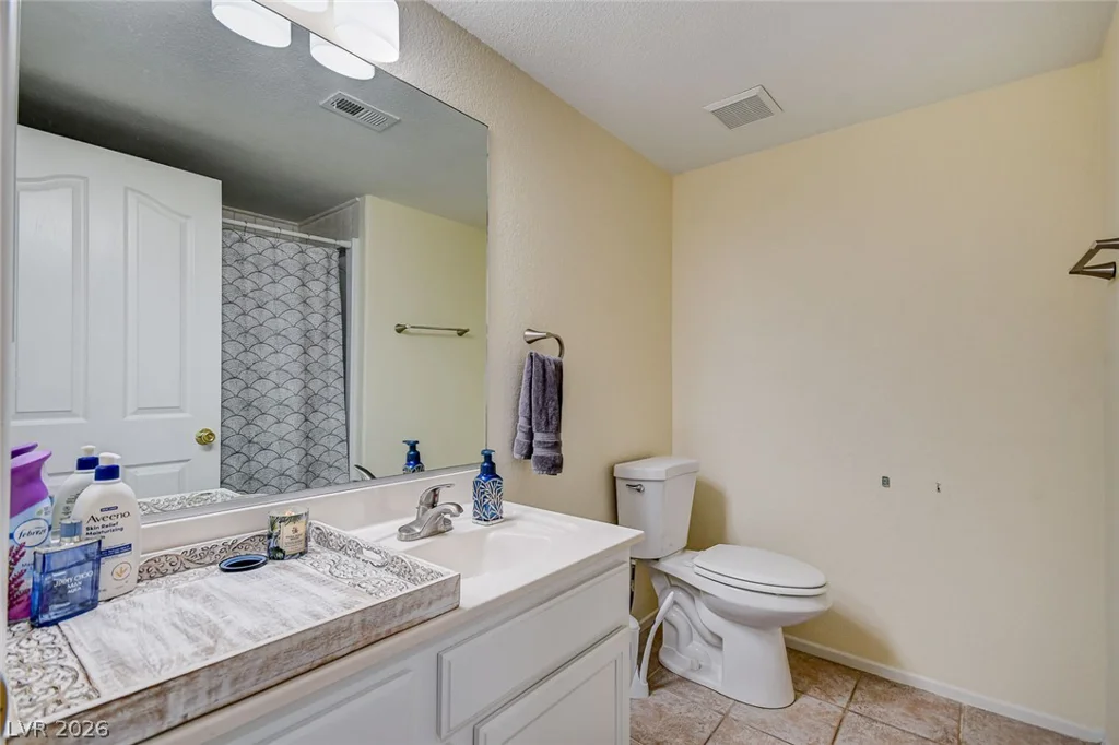 8301 Boseck, Las Vegas, NV 89145
