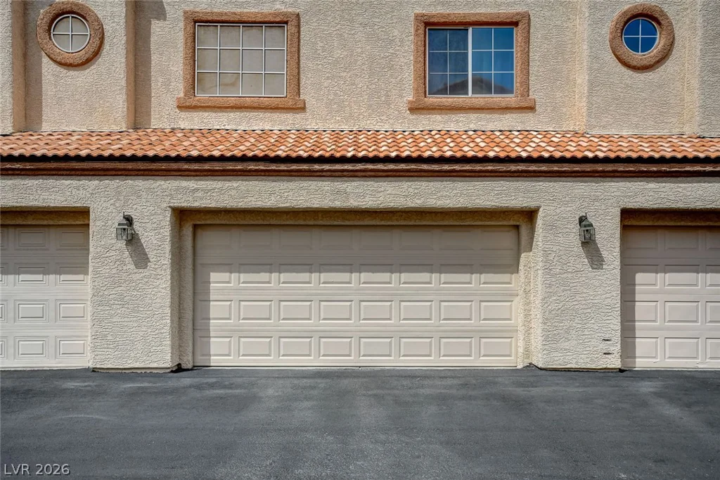 8301 Boseck, Las Vegas, NV 89145