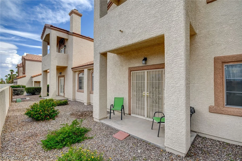 8301 Boseck, Las Vegas, NV 89145