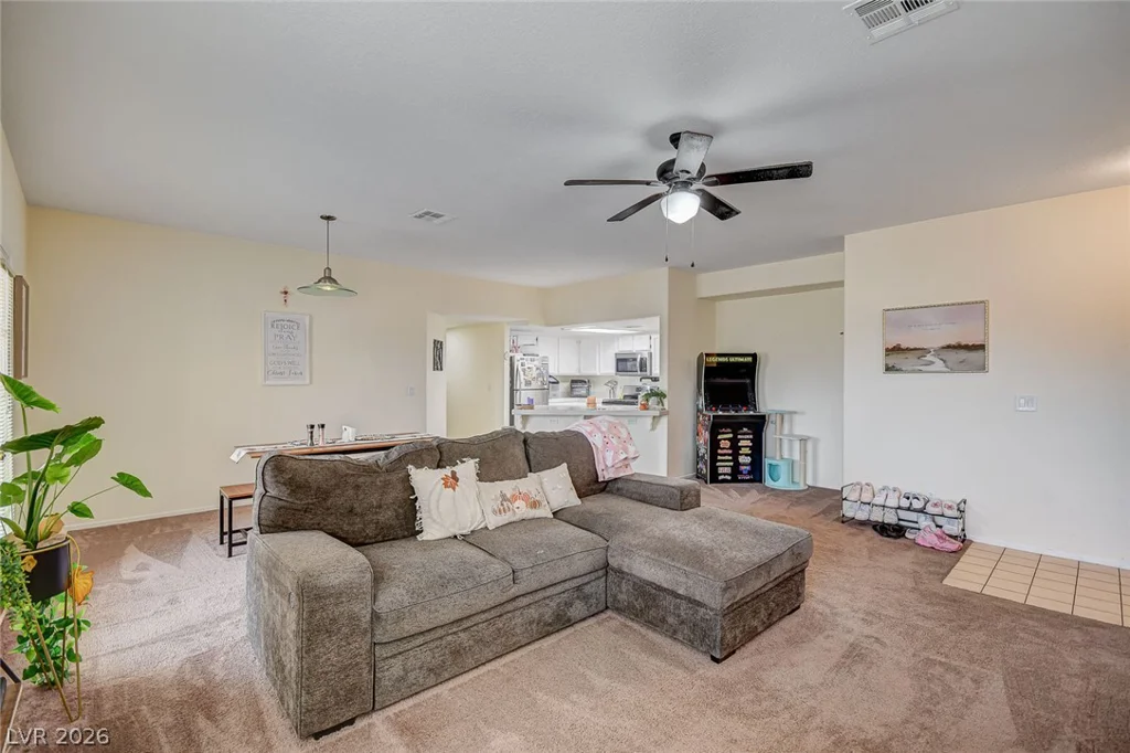 8301 Boseck, Las Vegas, NV 89145