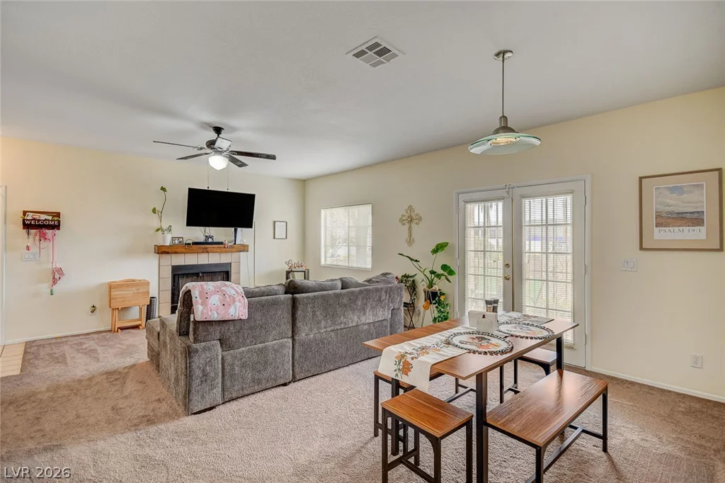 8301 Boseck, Las Vegas, NV 89145