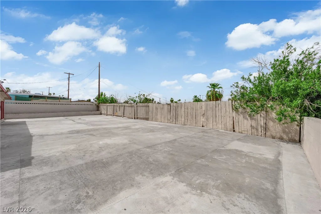 2084 Palma Vista, Las Vegas, NV 89169