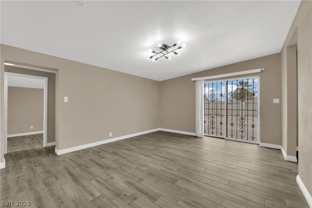 2084 Palma Vista, Las Vegas, NV 89169