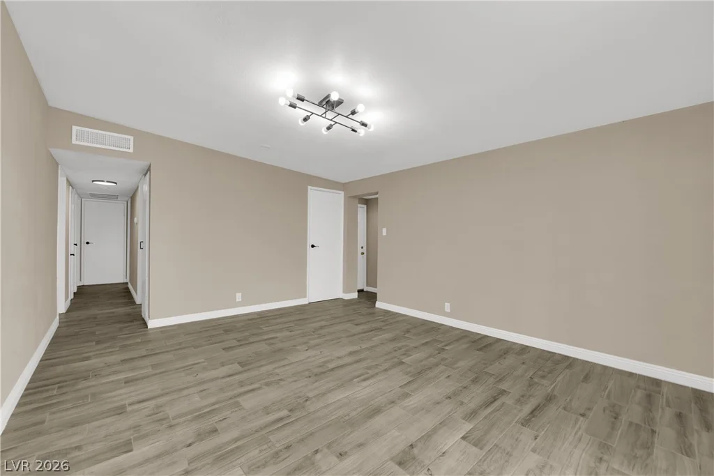2084 Palma Vista, Las Vegas, NV 89169