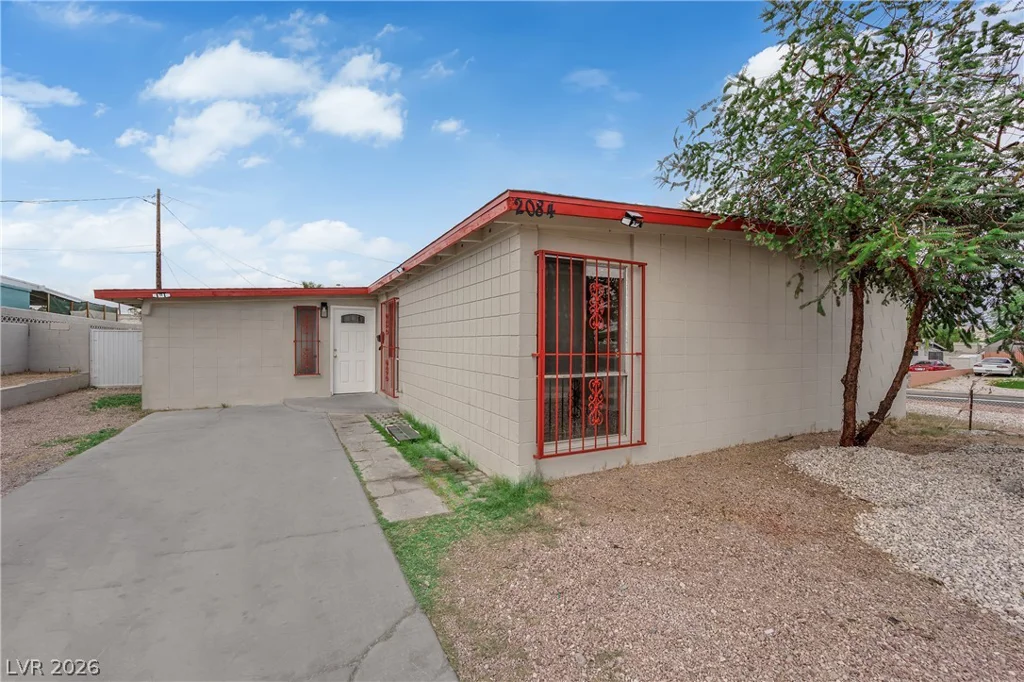 2084 Palma Vista, Las Vegas, NV 89169