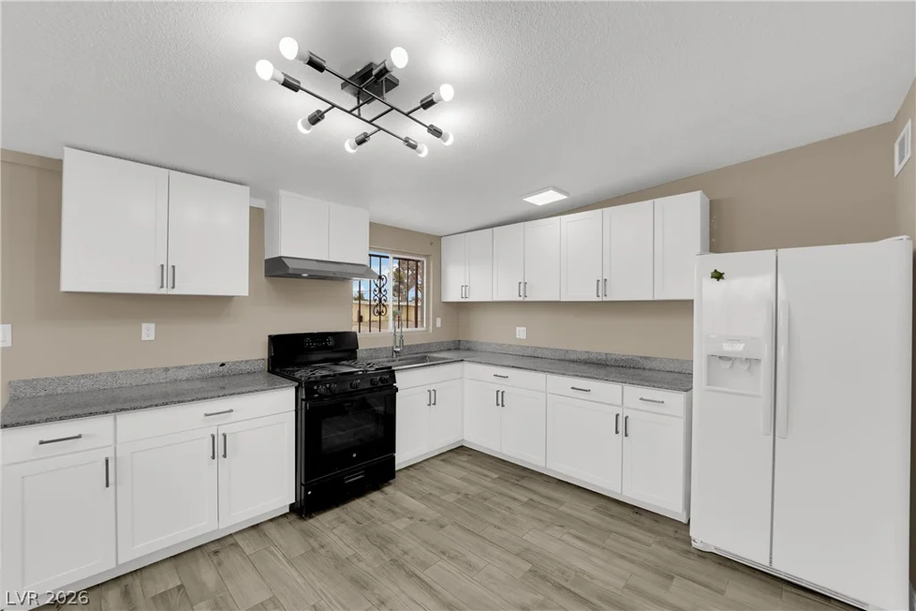 2084 Palma Vista, Las Vegas, NV 89169